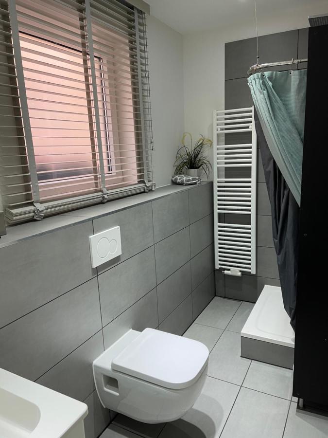 Ferienwohnung Am Traveufer Lübeck Dış mekan fotoğraf